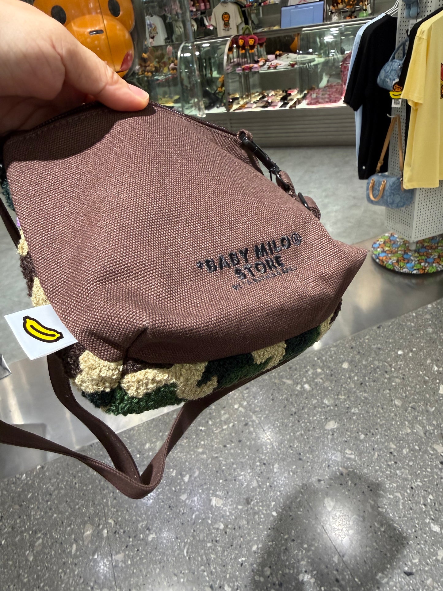 BABY MILO STORE  搖粒絨刺繡卡通動物迷彩斜背包4454