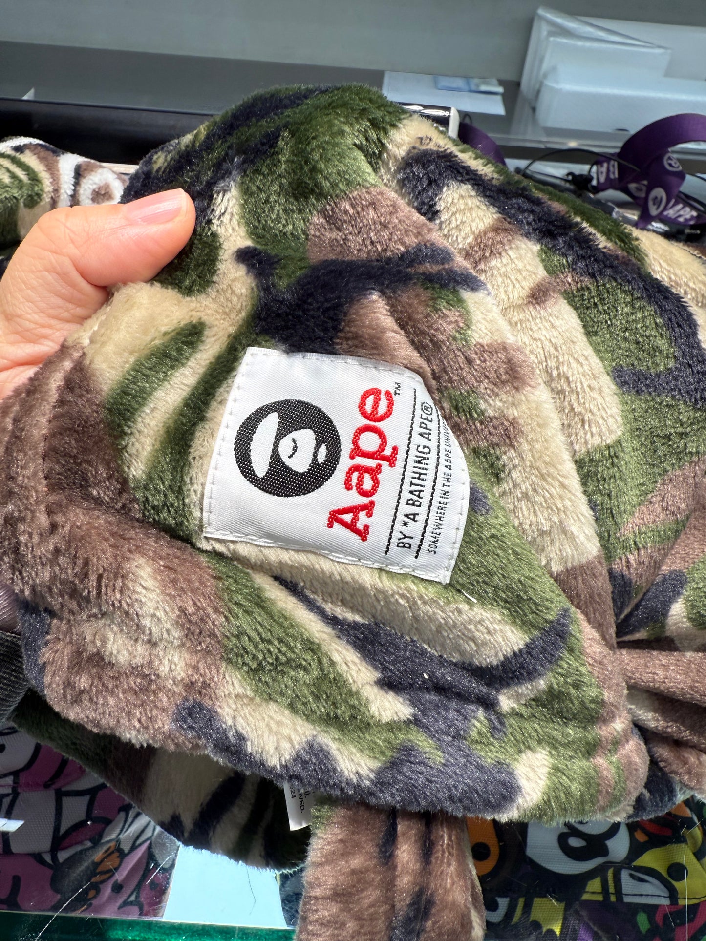 專櫃正品 Aape 迷彩珊瑚絨毛毯