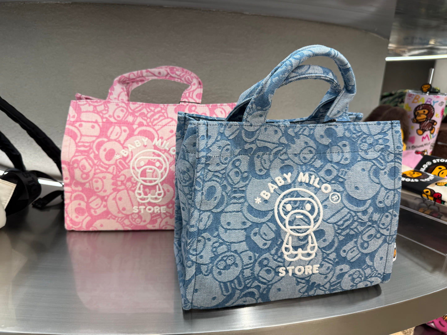 香港直郵 專櫃正品 BABY MILO STORE 卡通圖案迷彩挎包手提包（小號）4461