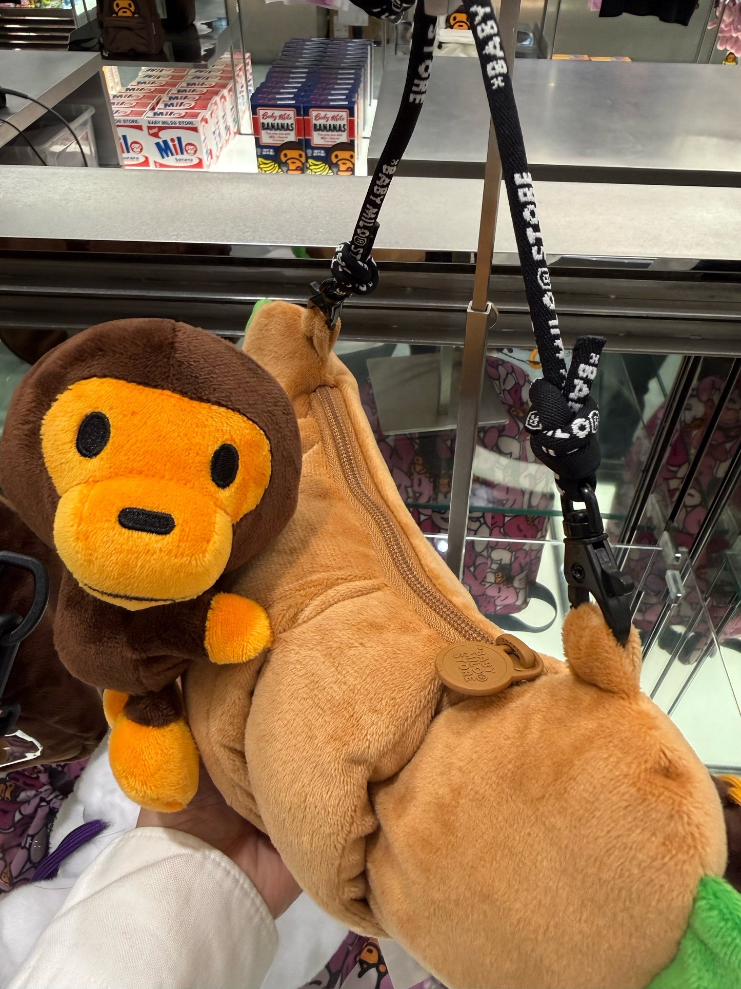 BABY MILO 香港直郵 專櫃正品 BABY MILO STORE 牛角可頌毛絨斜挎包4456