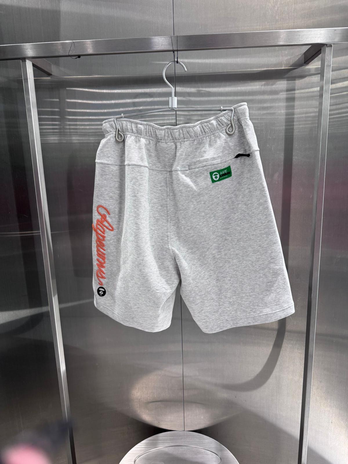 香港直郵 專櫃正品 Aape 26春夏 男 AAPEUNVS 運動系列匹克球猿人徽章舒適休閒短褲D637