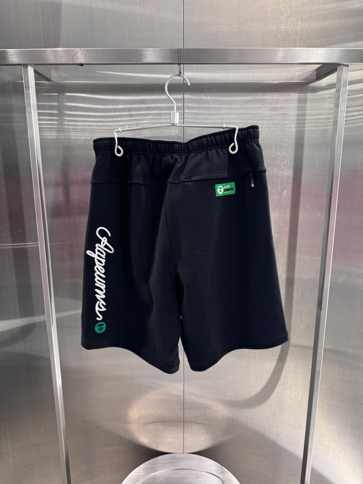 香港直郵 專櫃正品 Aape 26春夏 男 AAPEUNVS 運動系列匹克球猿人徽章舒適休閒短褲D637