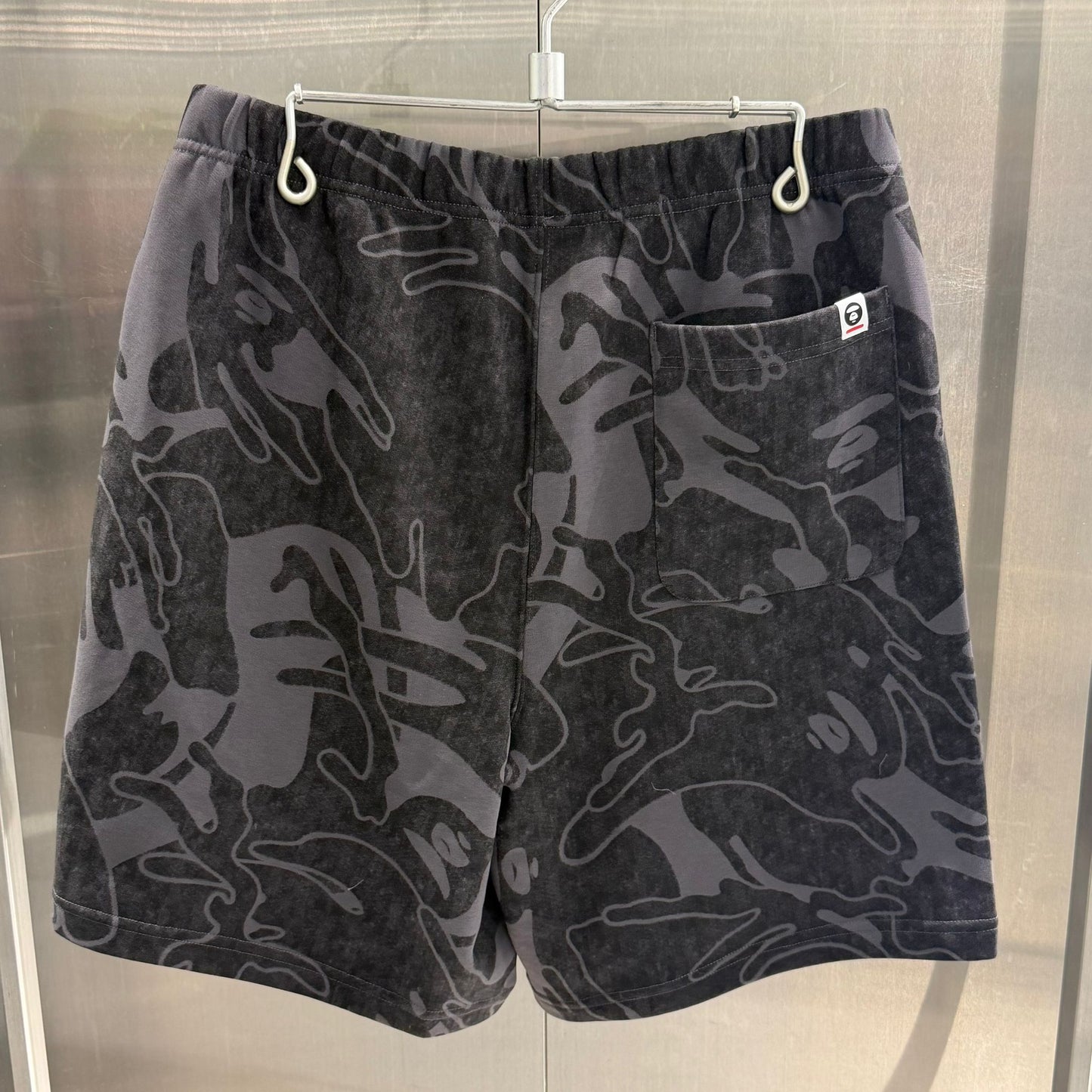香港代購 專櫃正品 26春夏 Aape AAPENOW 猿人徽章迷彩潮流休閒短褲C684