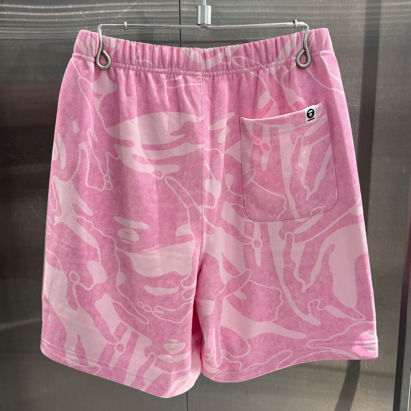 香港代購 專櫃正品 26春夏 Aape AAPENOW 猿人徽章迷彩潮流休閒短褲C684