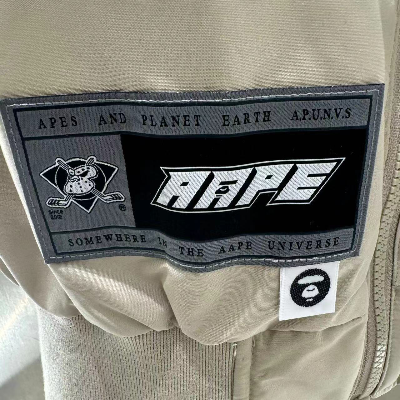 香港直郵 Aape 男裝 24年秋冬冰球猿顏印花雙面穿寬松連帽夾克7672