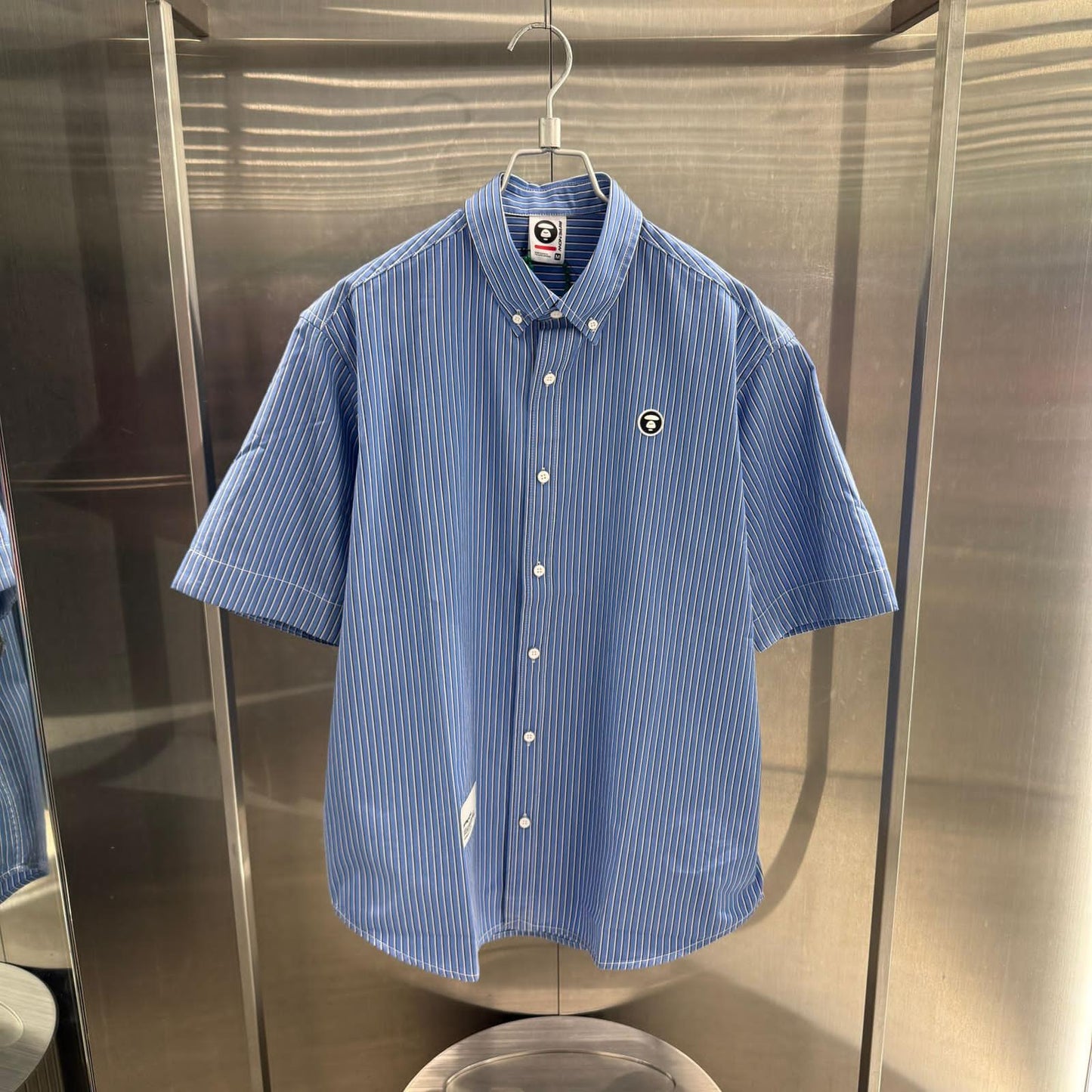 香港代購 專櫃正品 26春夏 Aape 男 AAPENOW 猿人小標徽章簡約舒適休閒條紋短袖襯衫8561