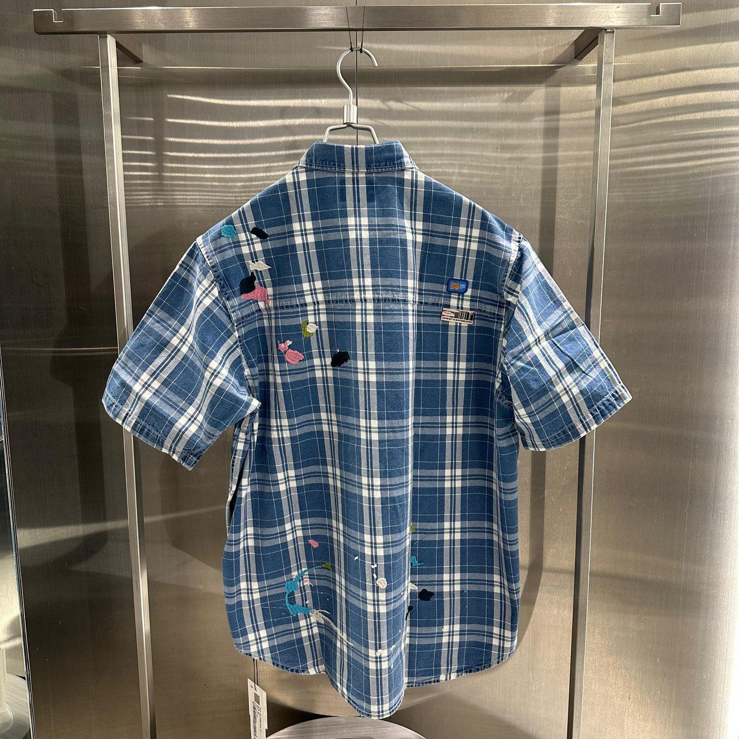 香港代購 專櫃正品 26春夏 Aape 男 AAPEUNVS 字母撞色徽章刺繡潑墨效果格紋短袖襯衫8572