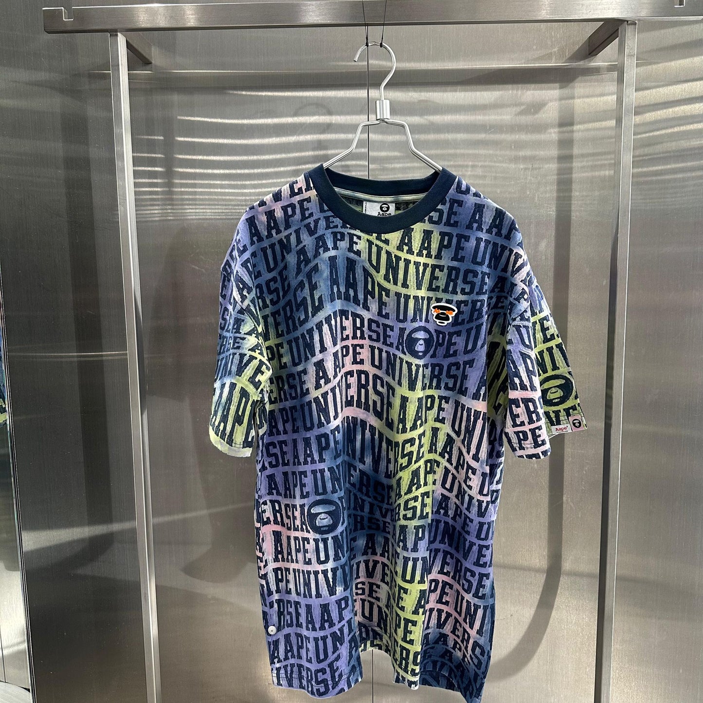 香港代購 專櫃正品 26春夏 Aape 男 AAPEUNVS 猿人徽章字母滿印漸變潮流短袖T恤1879