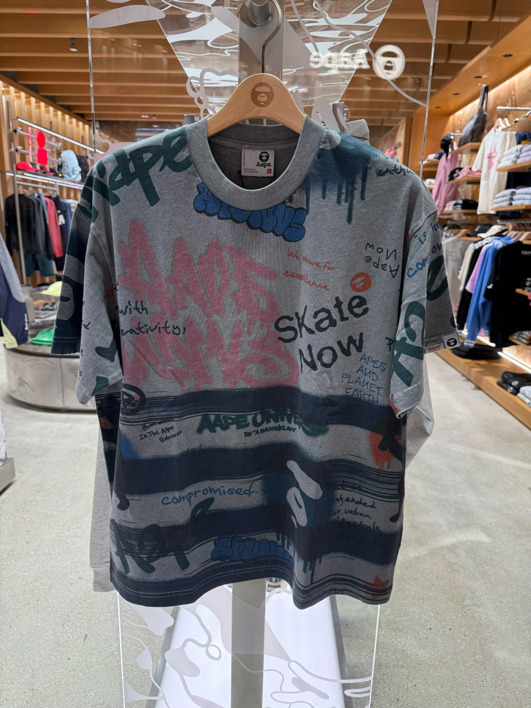 香港直郵 Aape 26秋冬 男 猿人喷墨涂鸦满印水洗做旧短袖T恤 10004XR