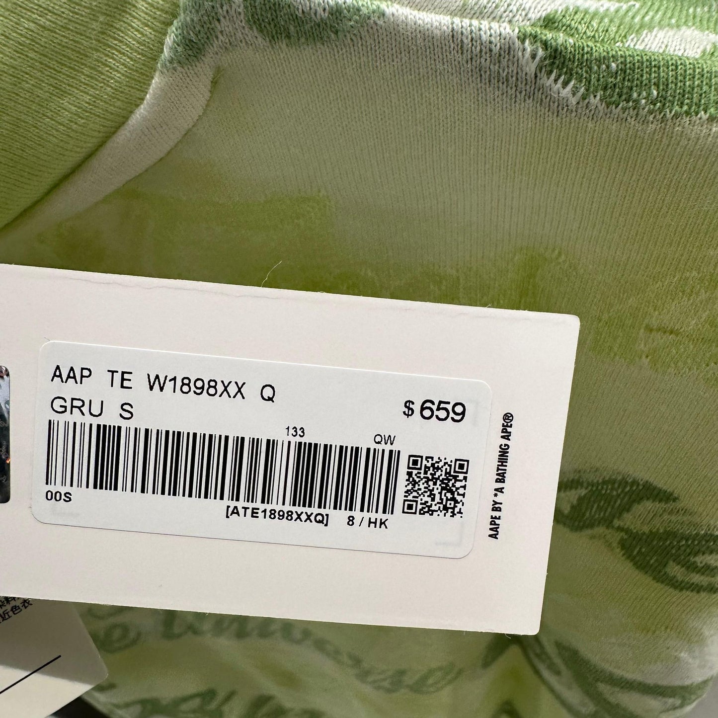 Aape 香港直郵 26春夏 女 AAPEUNVS 心型刺繡徽章字母滿印水洗漸變短袖T恤1898