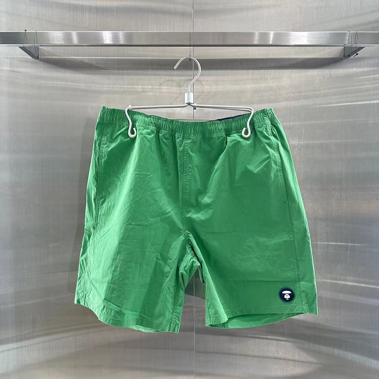香港直郵 Aape 男裝 25春夏小標徽章潮流撞色休閑短褲B673