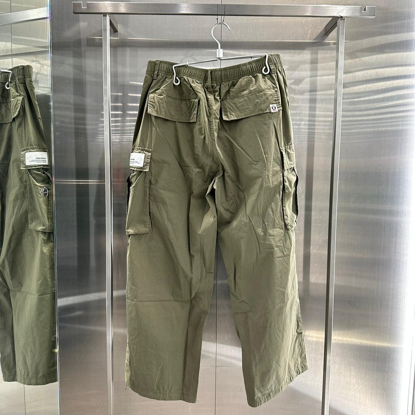 香港直郵 專櫃正品 Aape 26春夏 男 猿人小標徽章多口袋寬鬆潮流純色工裝褲C676