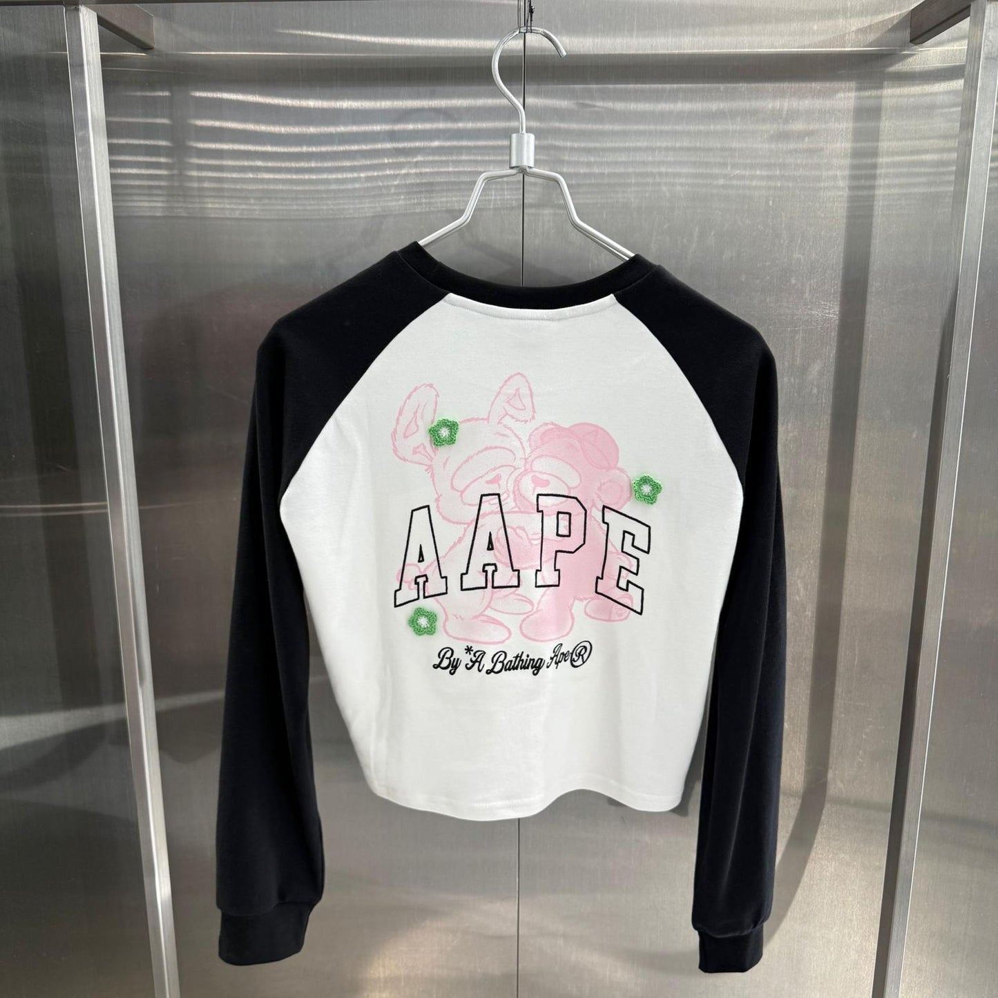 香港直郵 專櫃正品 Aape 26春夏 女 字母刺繡鉤針編織小花短款長袖T恤1908