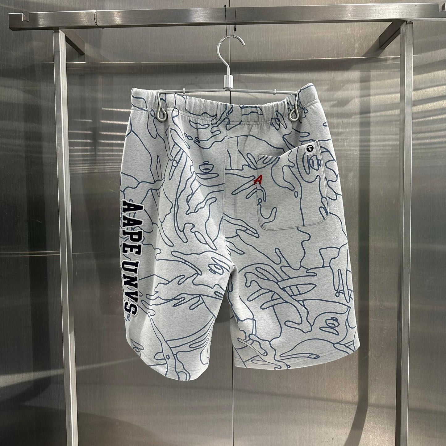 香港直郵 專櫃正品 Aape 26春夏 男 猿人徽章字母刺绣迷彩潮流舒适短裤C695