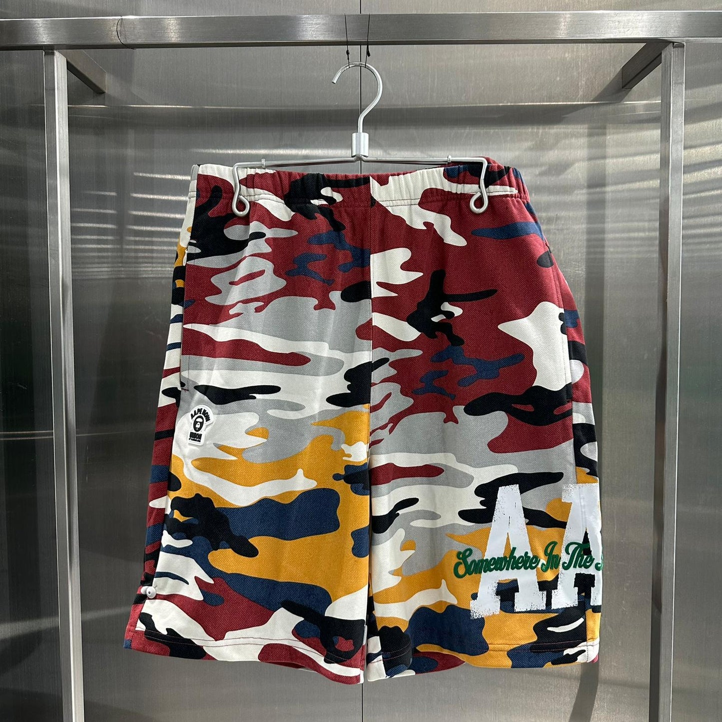 香港直郵 專櫃正品 Aape 26春夏 男 猿人徽章字母刺绣迷彩潮流舒适短裤C695