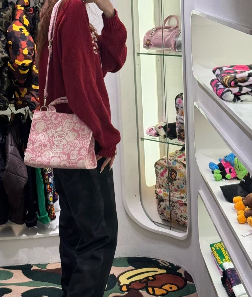 香港直郵 專櫃正品 BABY MILO STORE 卡通圖案迷彩挎包手提包（小號）4461