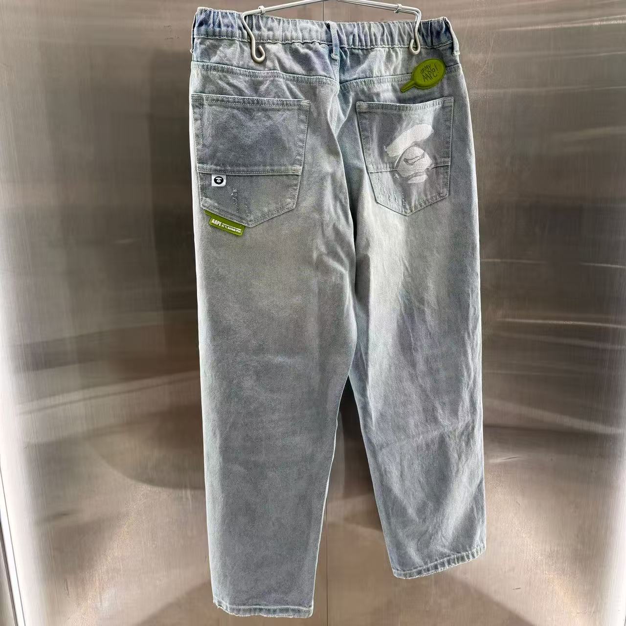 香港直郵 Aape 男裝26春夏 猿顏刺繡字母徽章水洗潮流牛仔褲B694