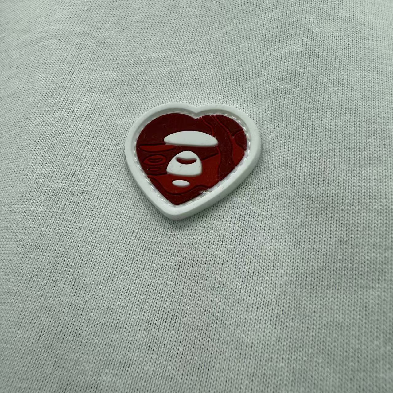 香港代購 專櫃正品 Aape 男裝 26春夏 心型猿人徽章舒適簡約純色圓領短袖T恤1807