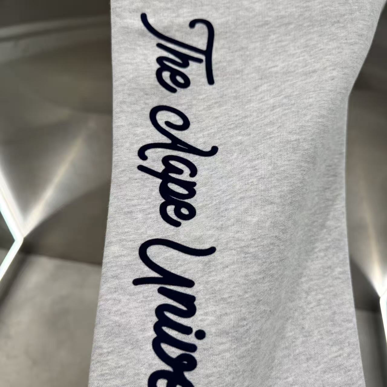 香港直郵 Aape 男裝 25秋冬猿人刺繡迷彩口袋潮流薄絨束腳褲C644