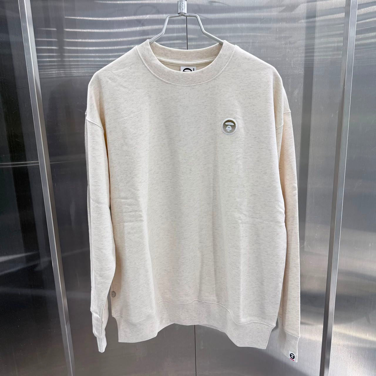 香港直郵 Aape 26秋冬 男 AAPENOW 牙刷繡徽章圓領衛衣D374