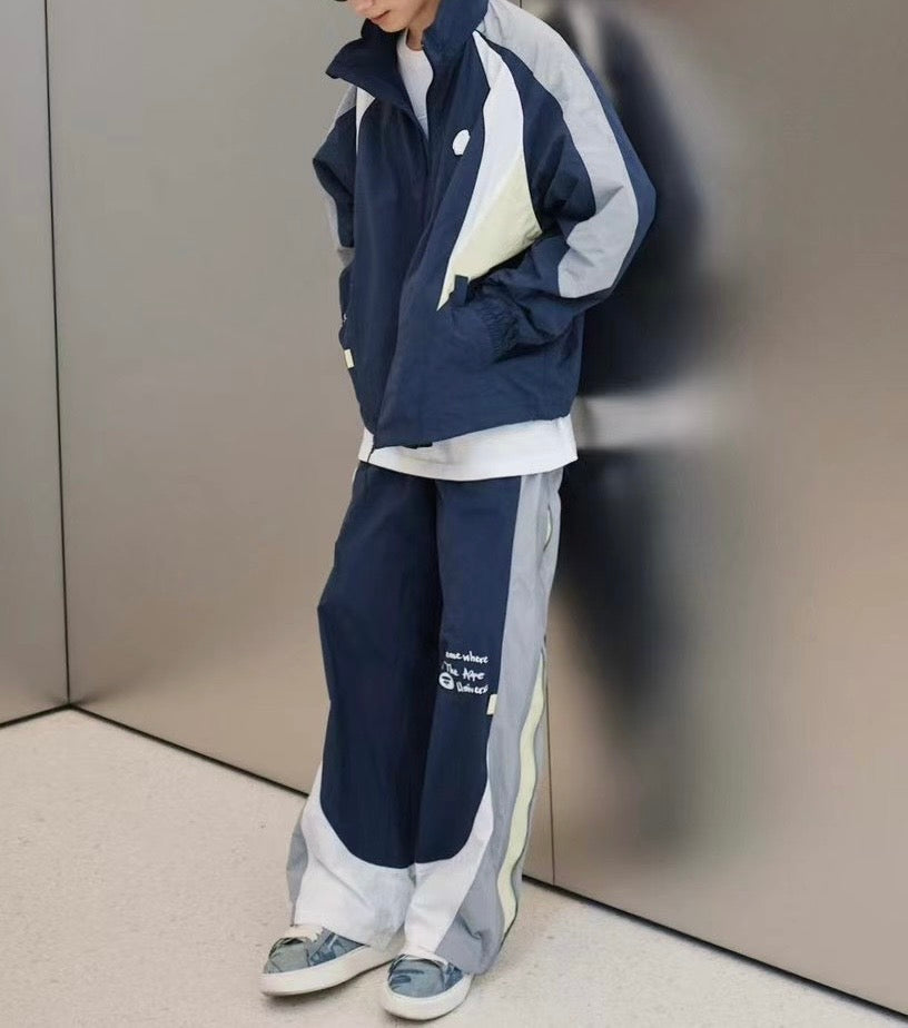 香港直郵 Aape 男装 26秋冬猿人徽章撞色拼接可拆卸帽夹克外套7817 Aapeunvs moonface jacket AAPLJM7817XXR