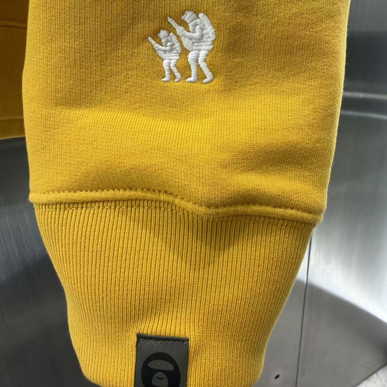 香港直郵 Aape 25秋冬 男 猿人軍團印花休閑潮流薄絨圓領衛衣C367