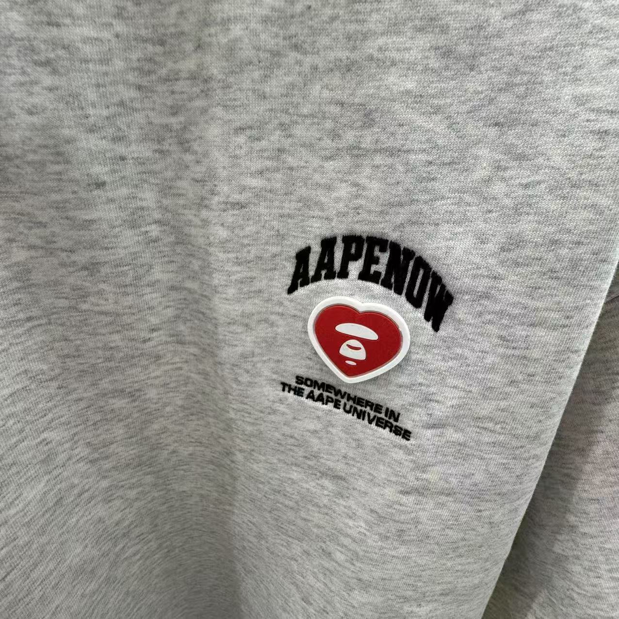 香港直郵 Aape 25秋冬 男 AAPE AAPENOW heart moonface sweatshirt C357