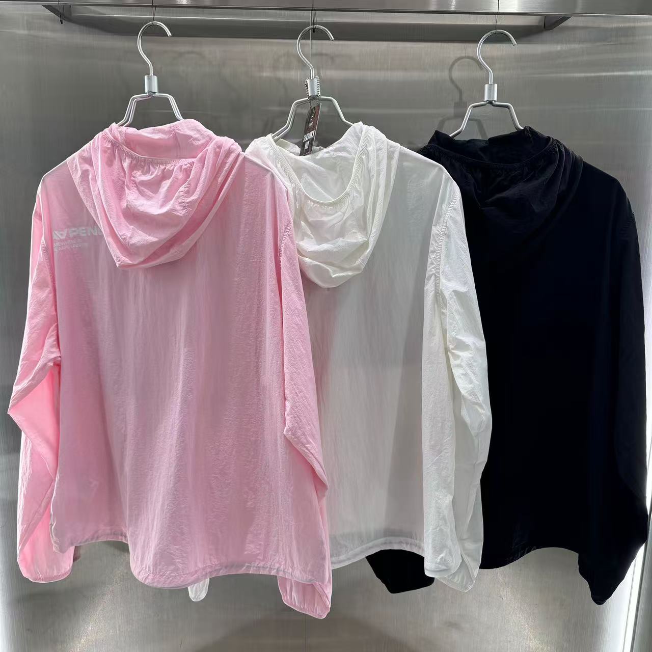 香港代購 專櫃正品 26春夏 Aape 春夏猿人徽章UPF40+連帽防曬衣薄夾克外套7770