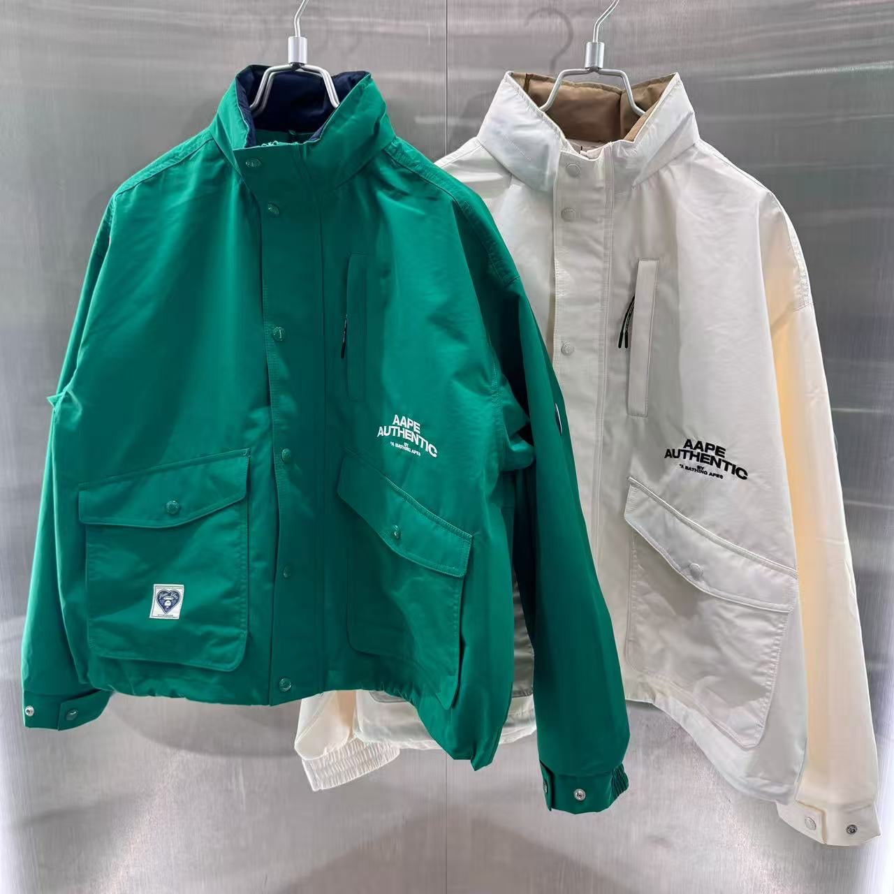 香港直郵 專櫃正品 Aape 男裝 26春夏猿人徽章字母刺繡可拆卸帽薄夾克外套7771