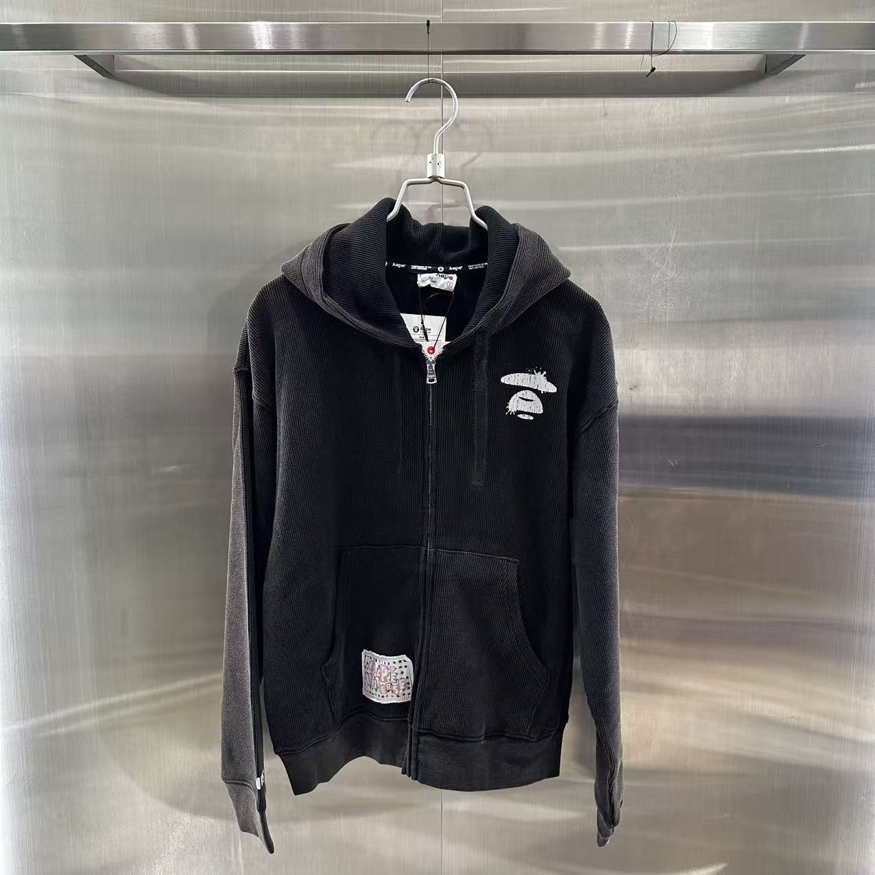 香港直郵 Aape 25秋冬 女裝 裂紋印花水洗做舊連帽衛衣外套D332