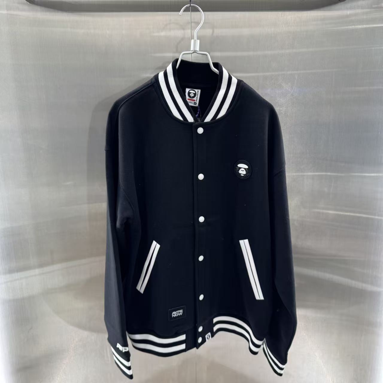 香港直郵 Aape 25秋冬 男 猿人徽章潮流休閑薄絨衛衣棒球服外套C360