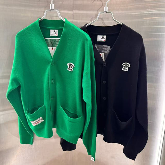 港直郵 專櫃正品 Aape 26春夏男 猿人徽章字母提花V領口袋針織開衫D363