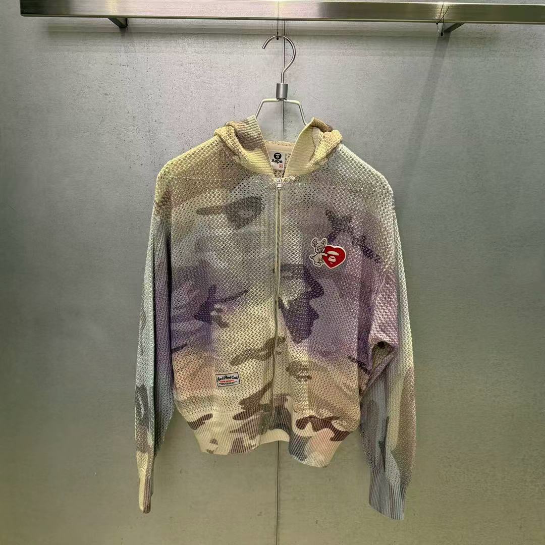 香港代購 專櫃正品 Aape 26春夏 女裝 心型猿人徽章甜酷慵懶迷彩針織衫D357