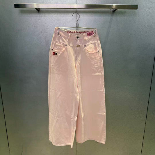 香港代購 專櫃正品 Aape 26春夏 女裝 心型猿人小熊徽章水洗闊腿牛仔長褲D619