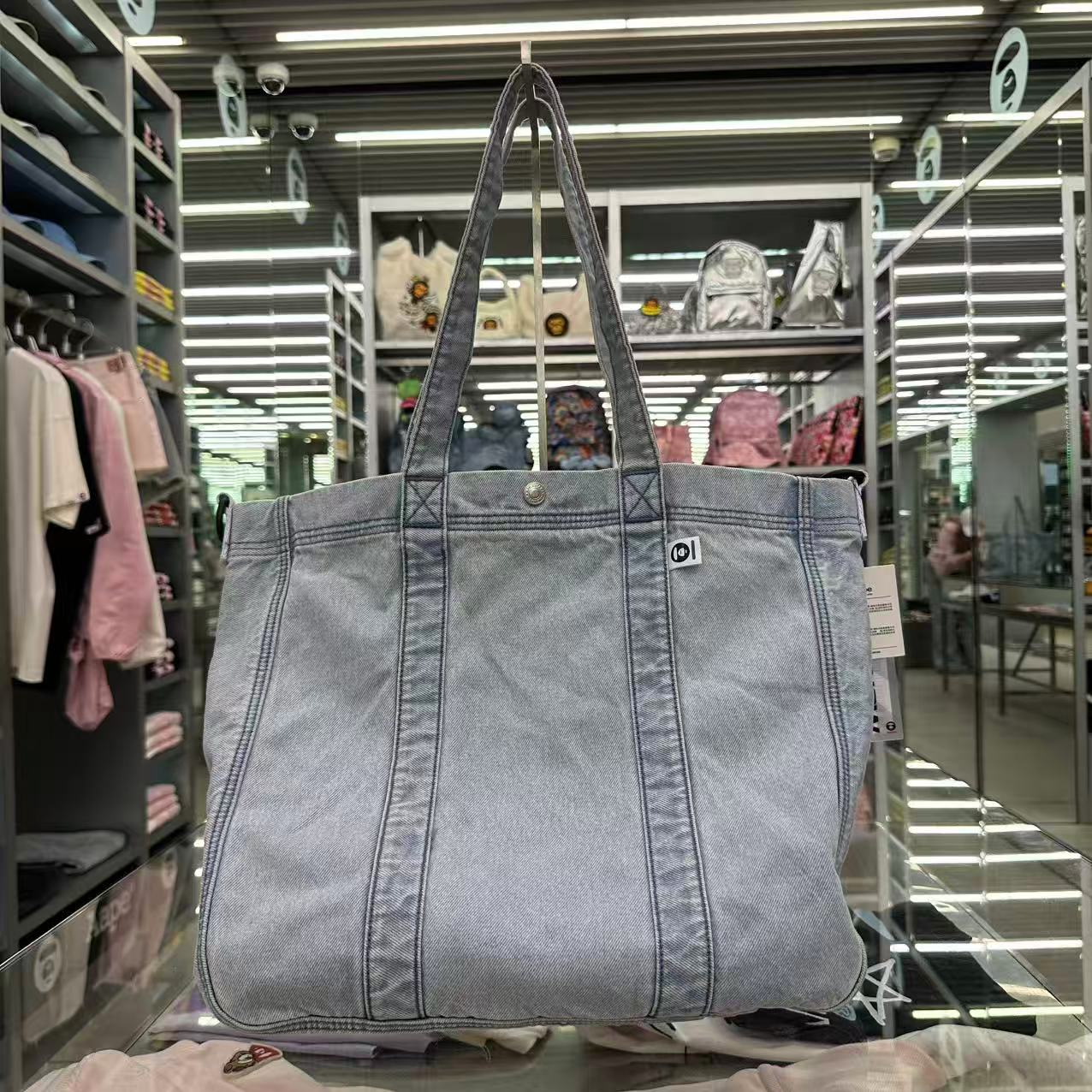 香港直郵 Aape  AAPENOW 水洗做舊牛仔托特包 5396