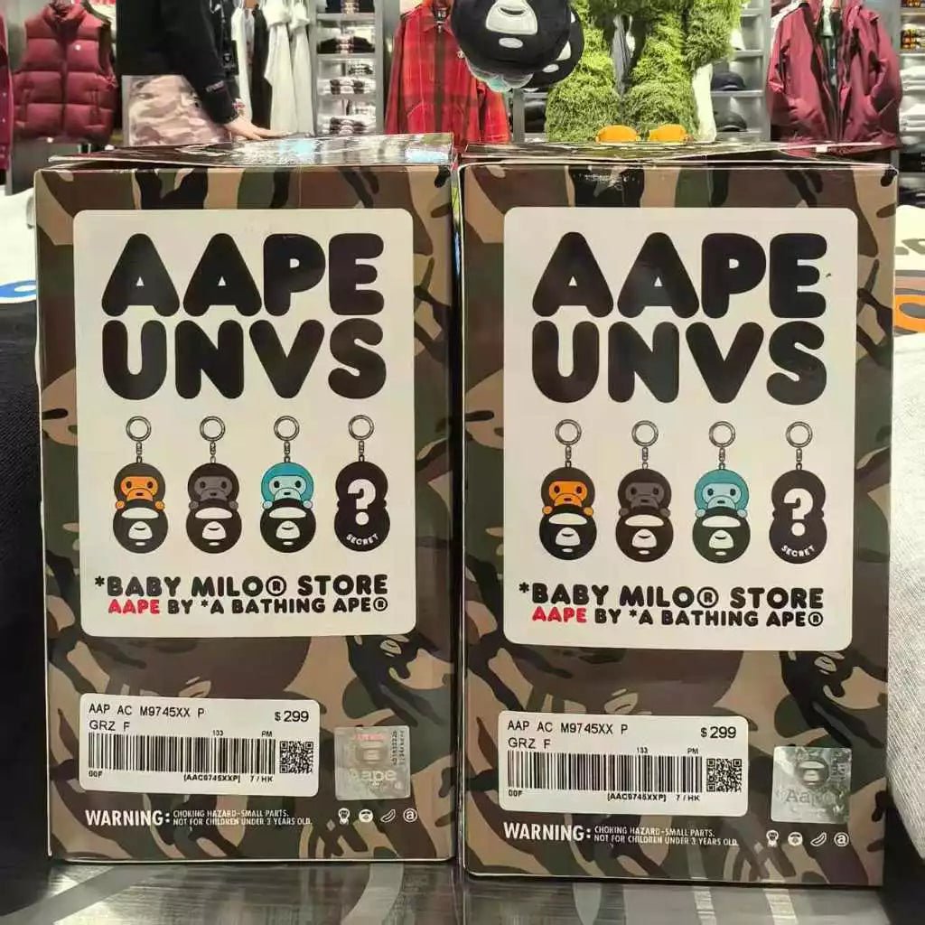 香港直郵 Aape聯名BABY MILO STORE盲盒公仔鑰匙扣9745